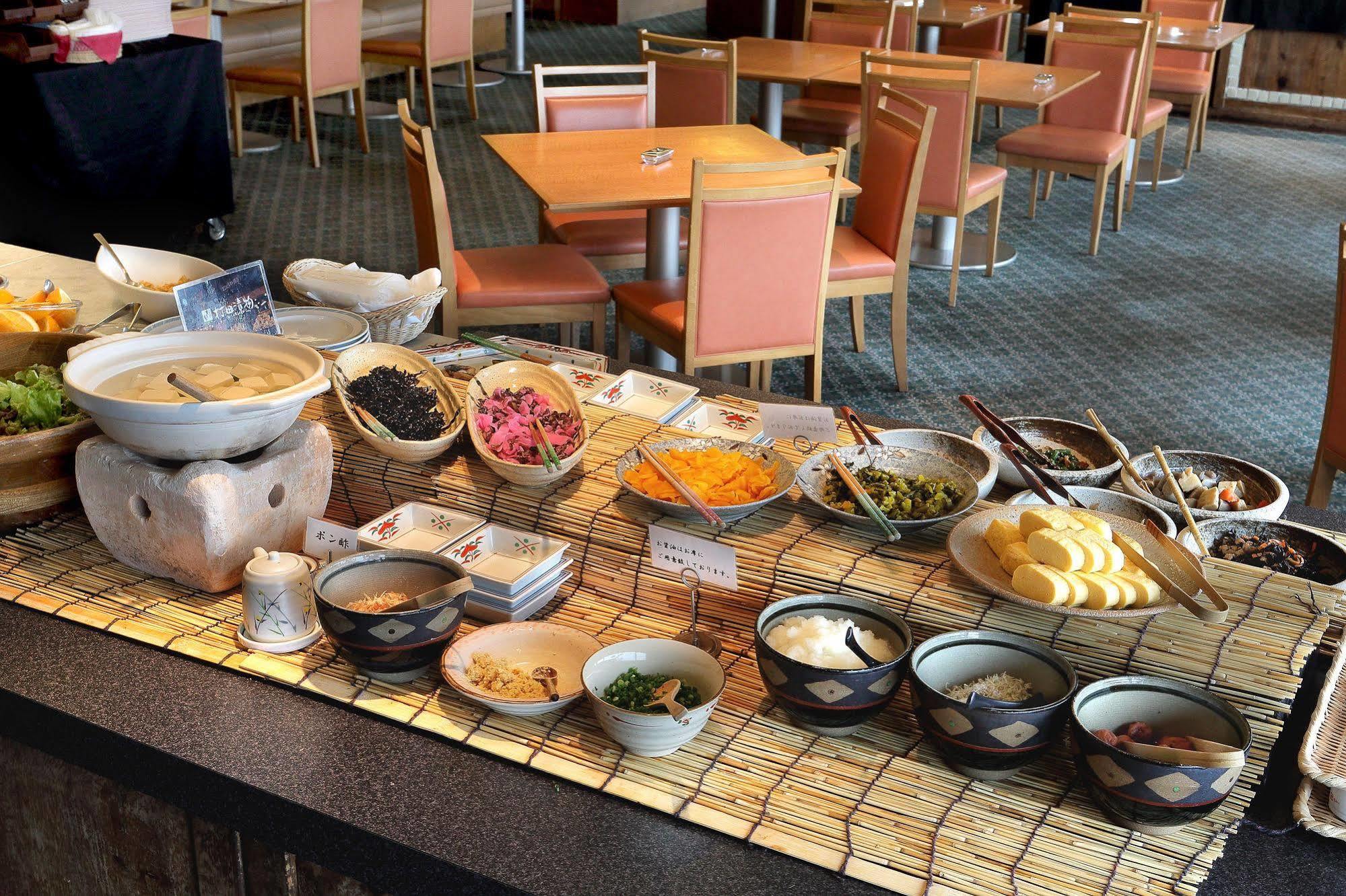 Hotel Sunroute Киото Екстериор снимка