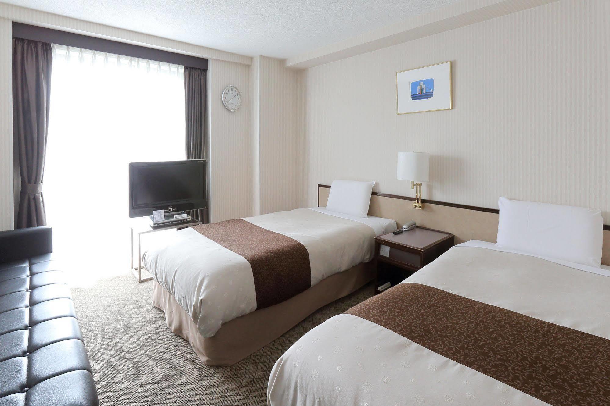 Hotel Sunroute Киото Екстериор снимка